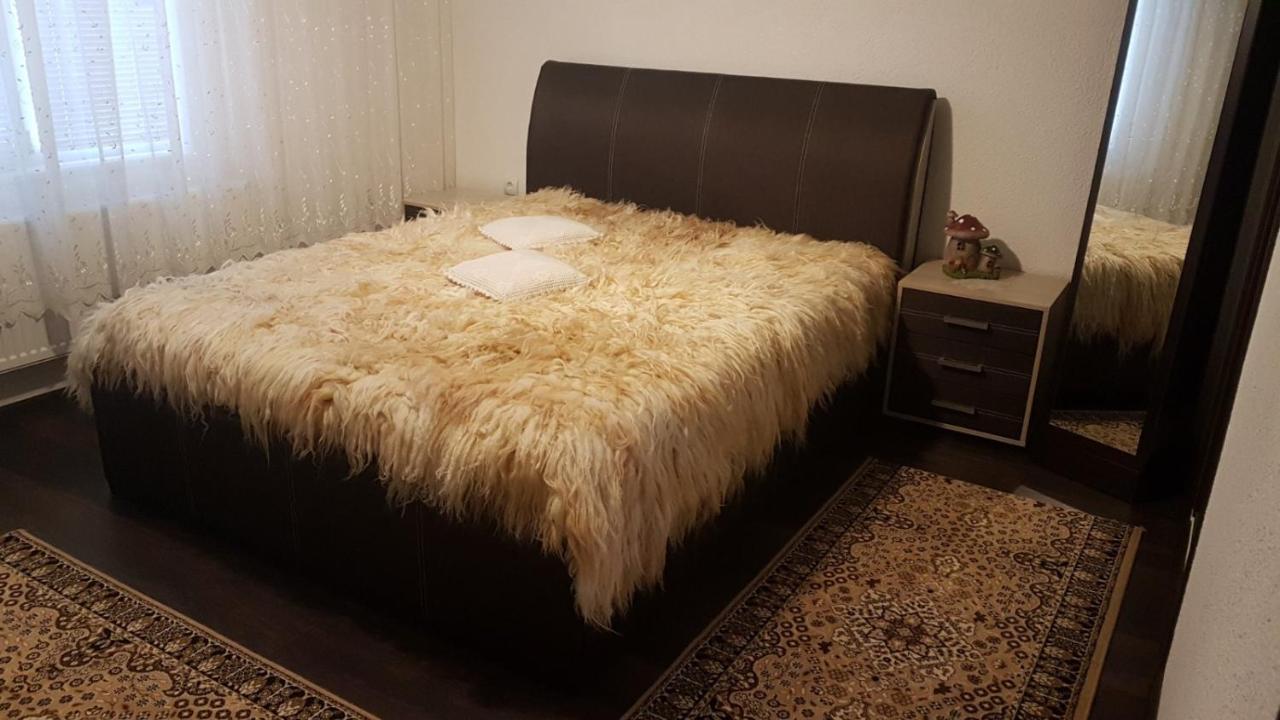 Къща За Гости "Люнгови" Zmeitsa Ngoại thất bức ảnh