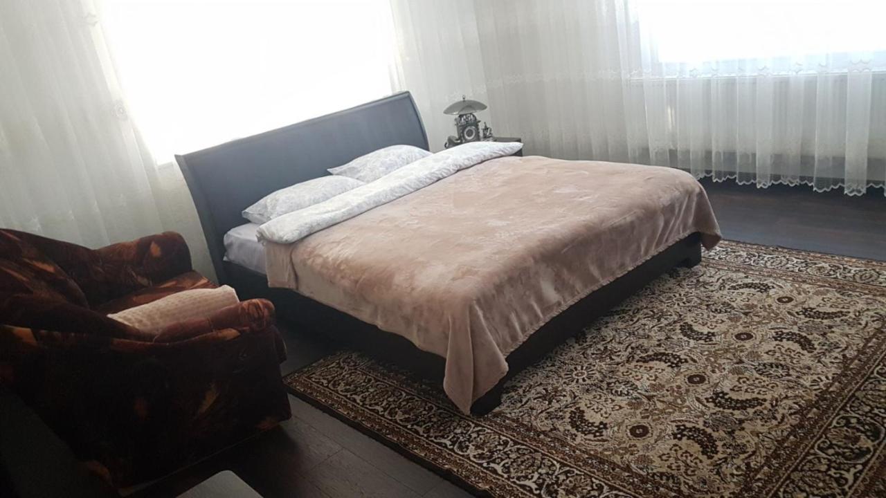 Къща За Гости "Люнгови" Zmeitsa Ngoại thất bức ảnh
